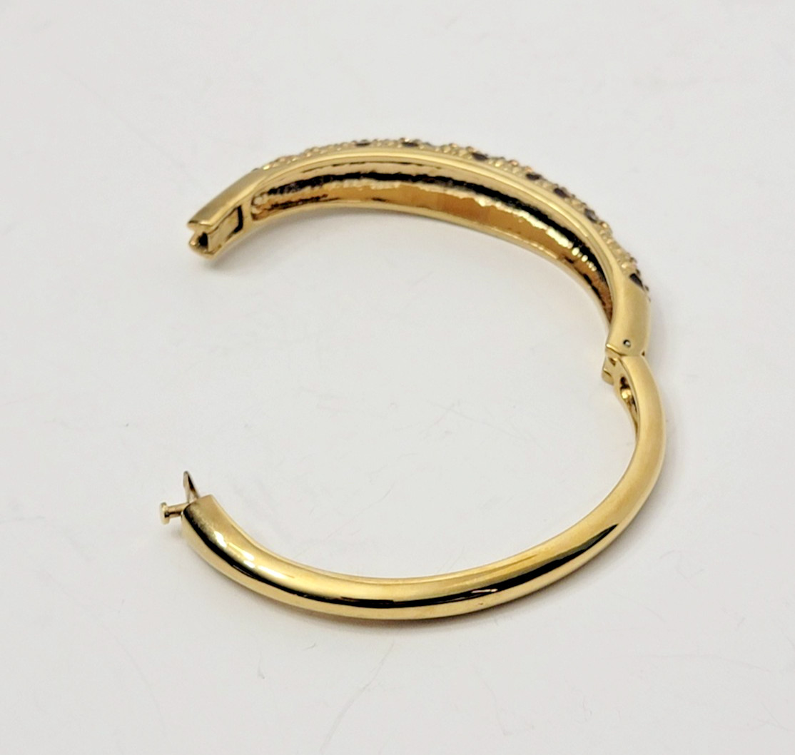 Bangle Bracelet Animal Print Enamel Gold Tone, Hinged Opening