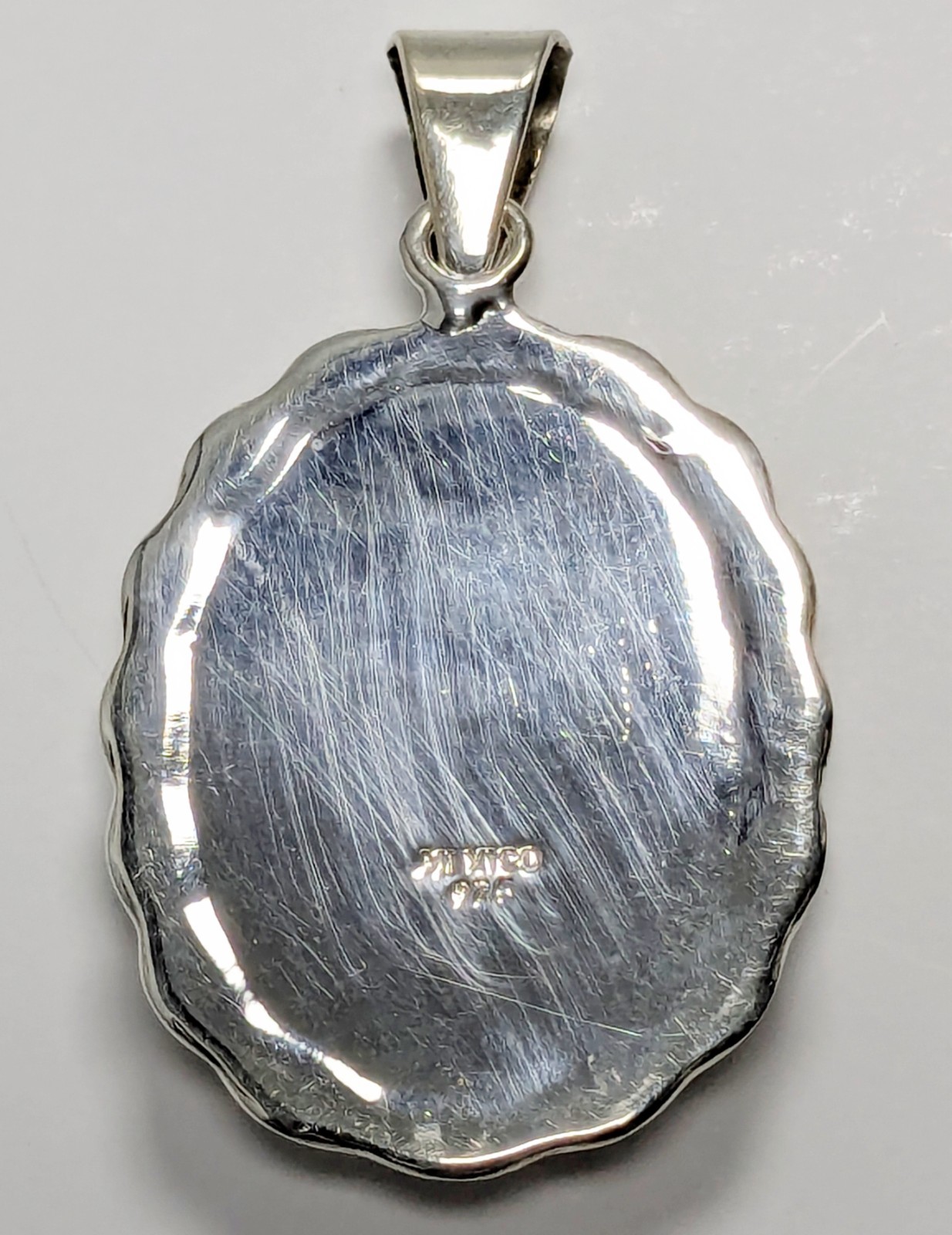 925 Mexico Sterling Silver Black Onyx Pendant 16 grams Preowned