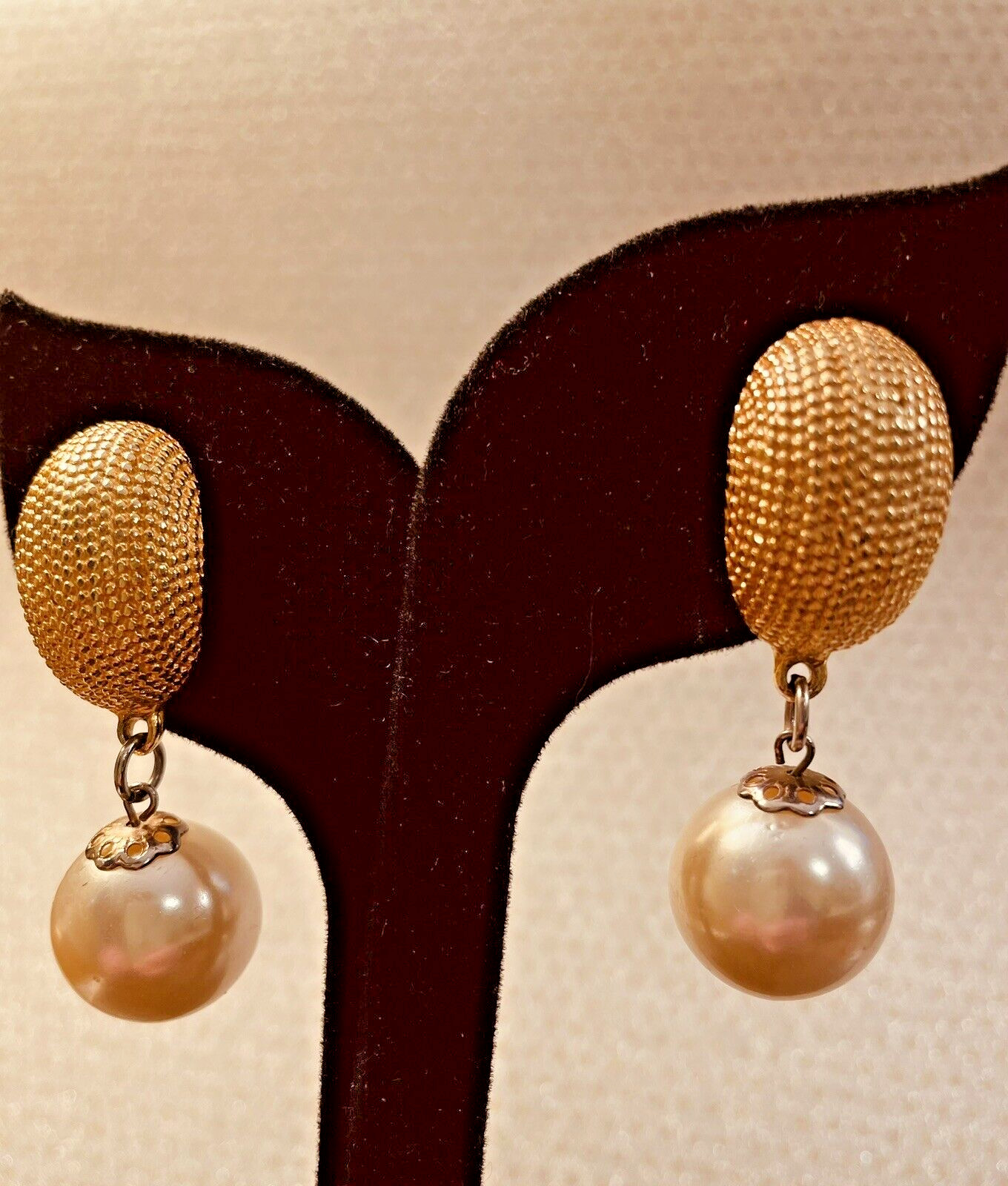 Elegant Dangle Drop Earrings Faux Pearl Chic Textured Gold Plate Metal Clip 2″