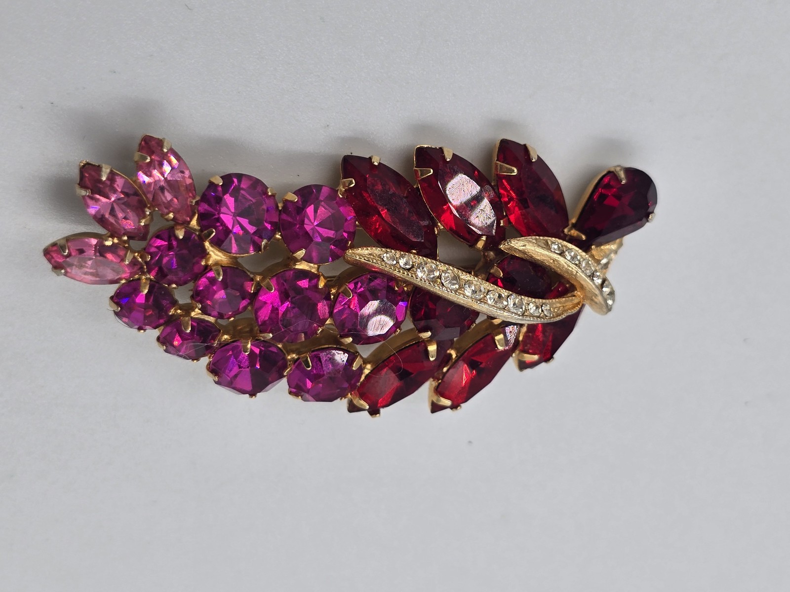 Vintage Rhinestone Brooch Red Pink Fuchsia Gold Tone Leaf Cluster Unsigned D&E?