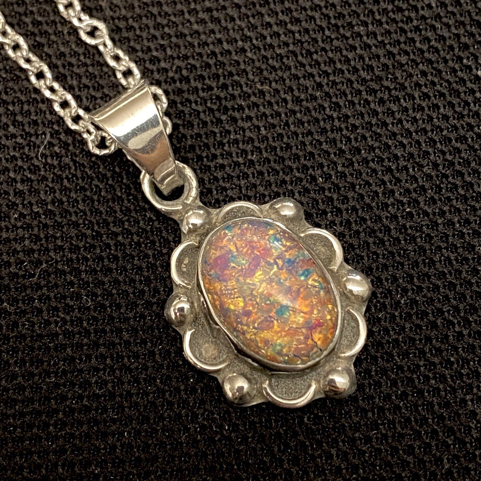 STUNNING ESTATE STERLING SILVER FOIL GLASS ARTISAN PENDANT NECKLACE 18” LONG