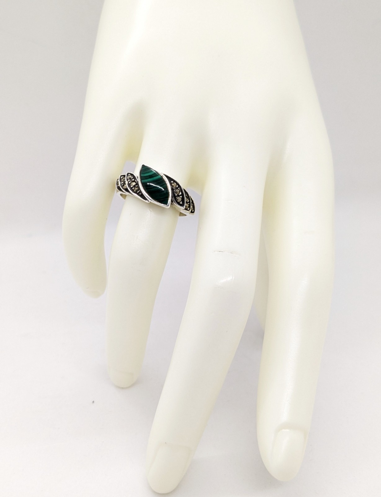 Vintage Elegant RING Silver 925 with Malachite stone -size: 7.25US (17.5mm)| #30