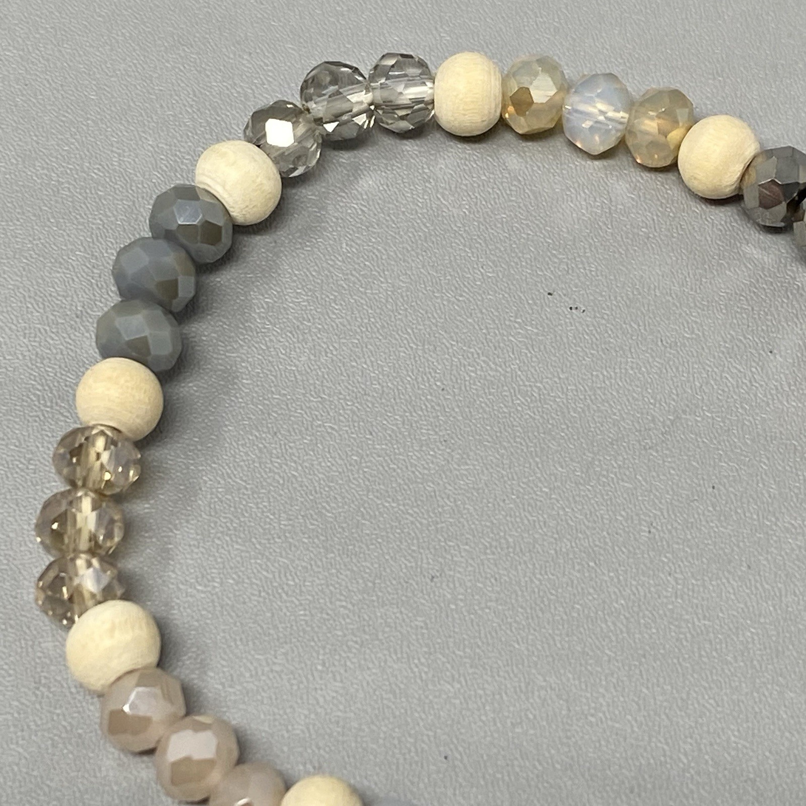 Glass Beaded Bracelet Gray Cream Clear Fire Polished Faceted Stretch Elastic 7″