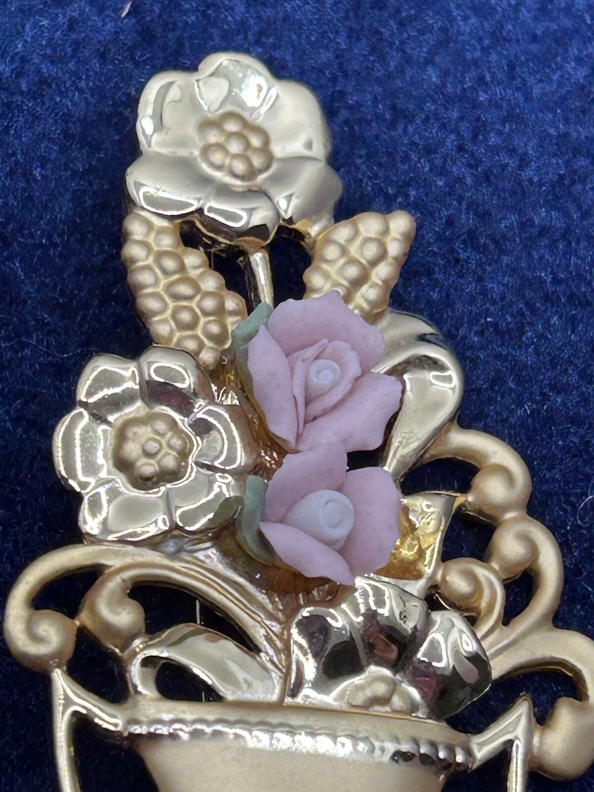 Vintage AJC Brooch Pin Floral Bouquet In Vase Porcelain Gold Tone Victorian