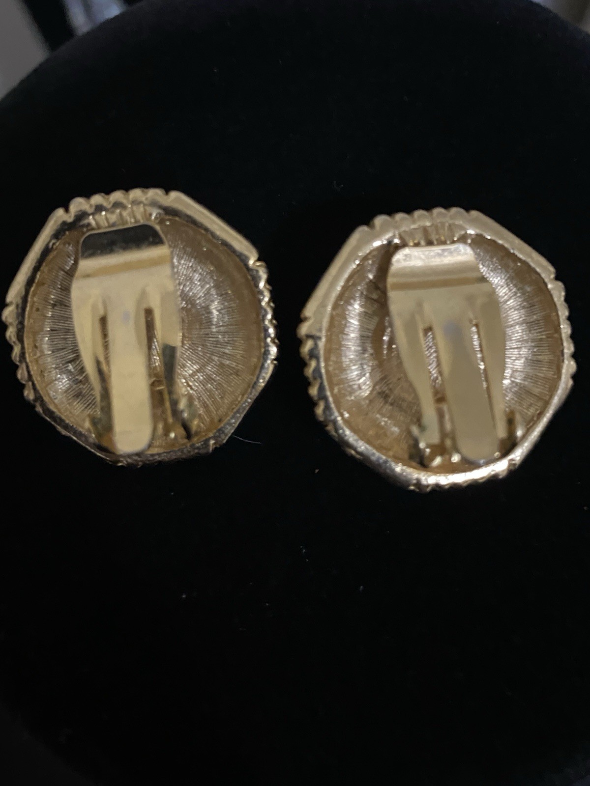 Vintage Black Cab Glass Classic Clip On Earrings Gold Tone