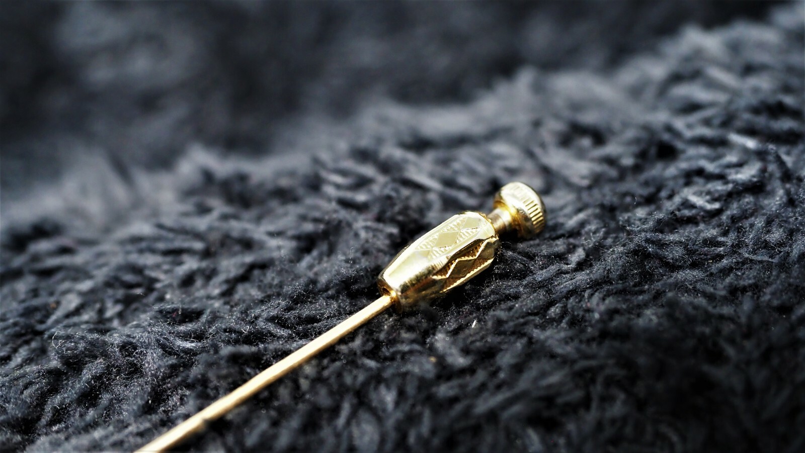 Victorian -(1/20)12 KT Gold Filled -Stick Pin- Enamel Bird -with “Hold On” Clasp