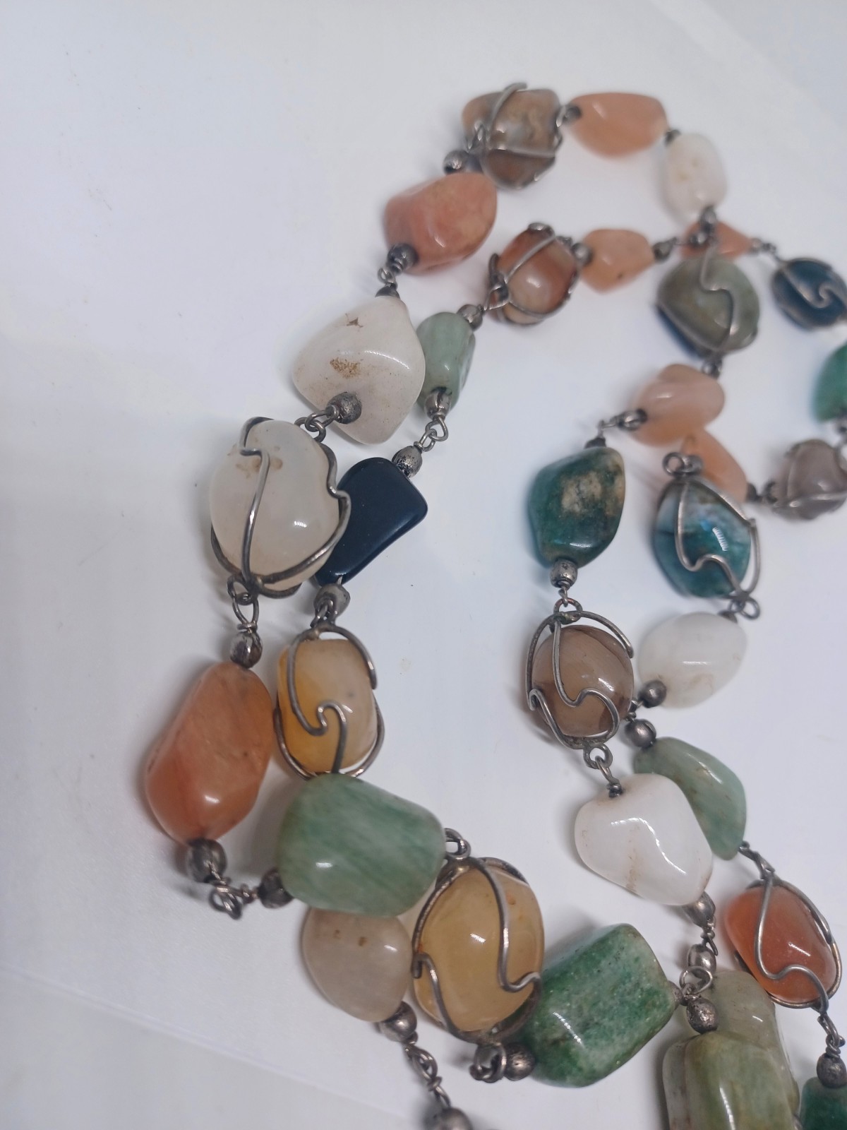 Vtg Artisan Wire Wrapped Tumbled Stone Linked Necklace 18″ Drop. Beggars Beads
