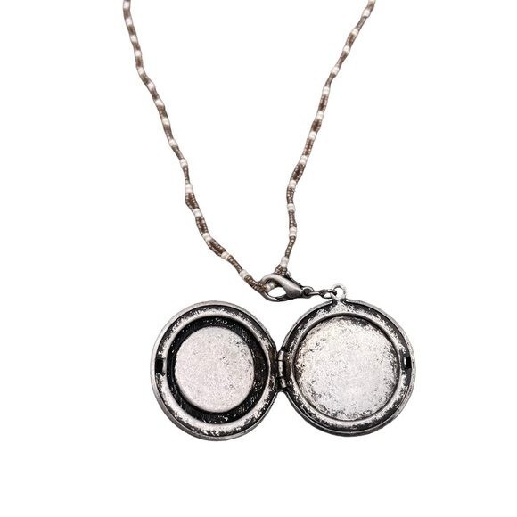 Coldwater Creek Beaded Chain Floral Engraved Locket Pendant Necklace 20-22 in