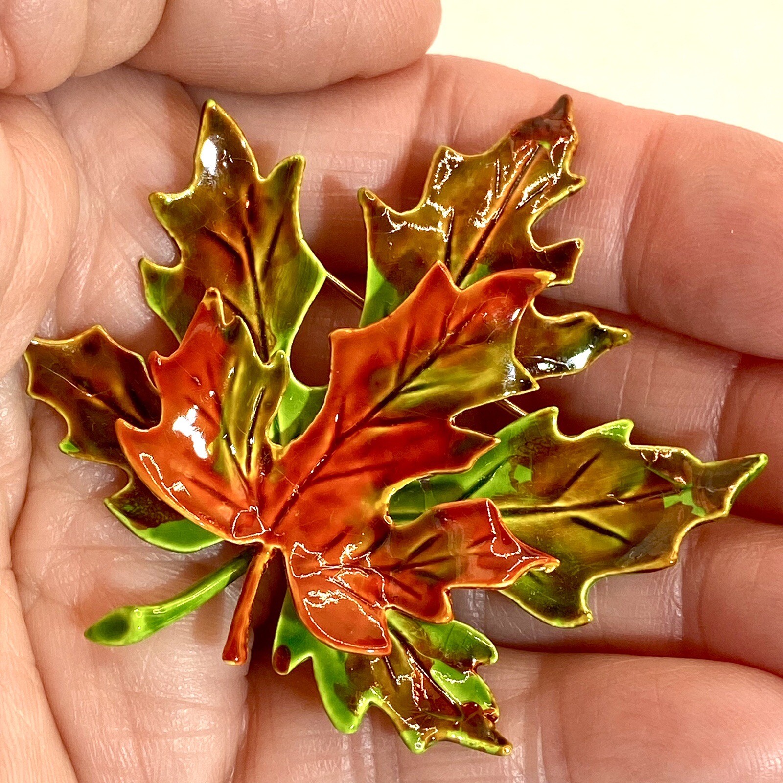 Vtg GoldTone Unmarked Brooch ClipOn Earrings 3D Fall Colors Leaves Unique Rare C
