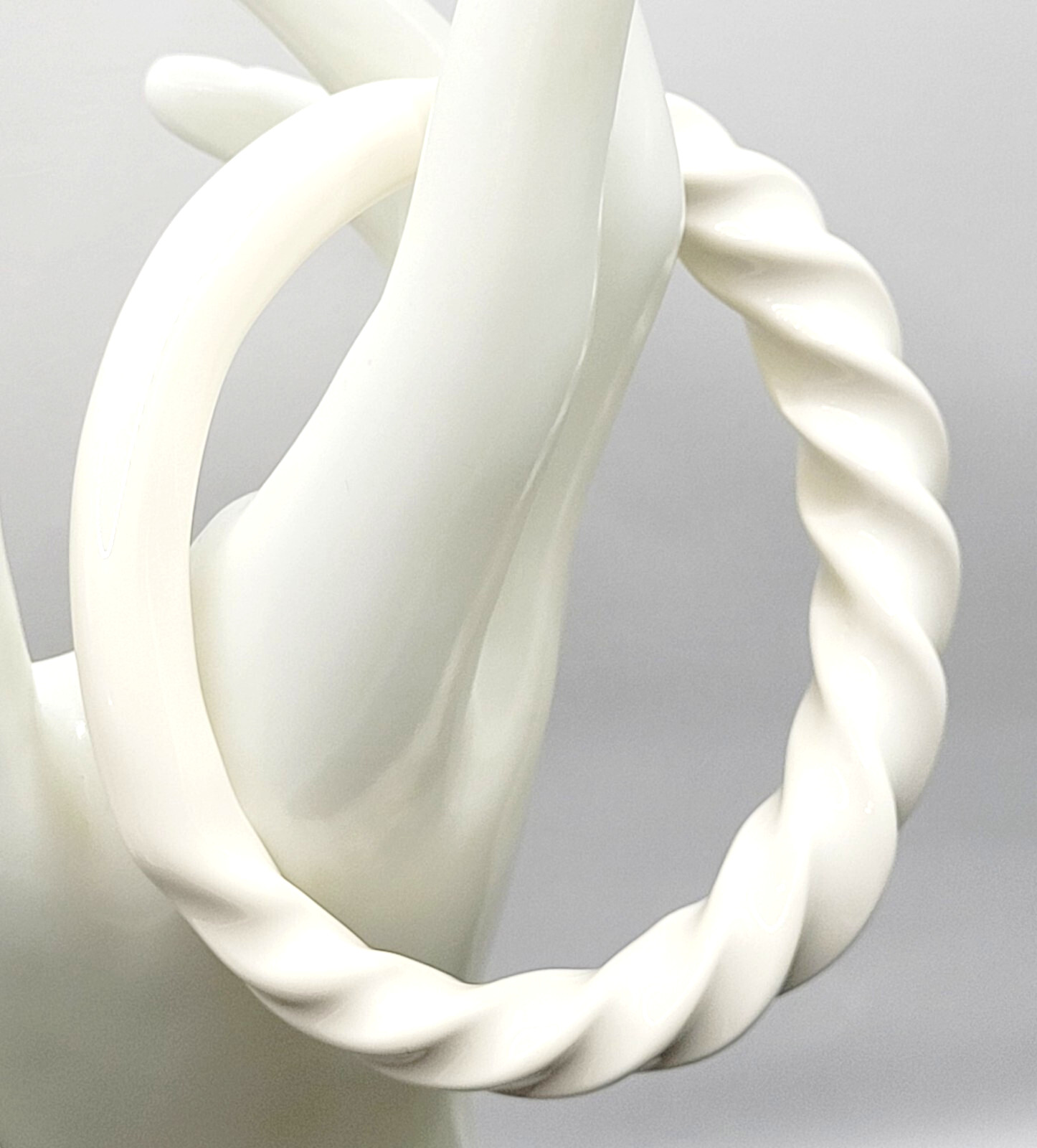 Twisted and Smooth Creamy White Resin Bangle Bracelet Retro Style Vintage 1980s