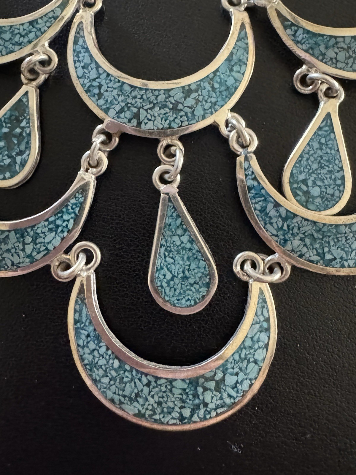 Vintage Southwestern Turquoise Inlay Statement Necklace 8”x4” 35g Silver Tone