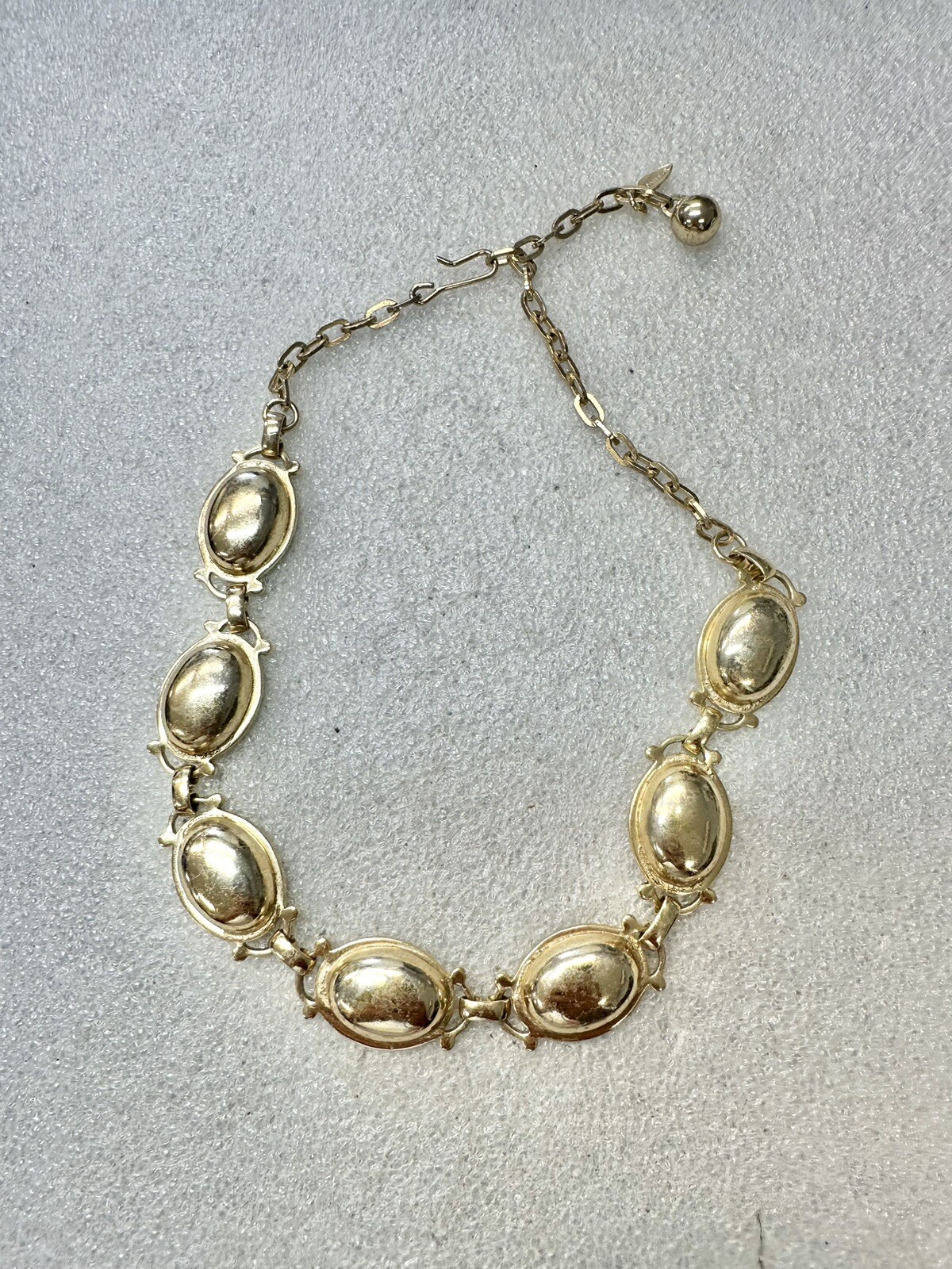 VTG Signed Marino Gold Tone Puffed Oval Framed Links Hook And Ball Clasp 17”