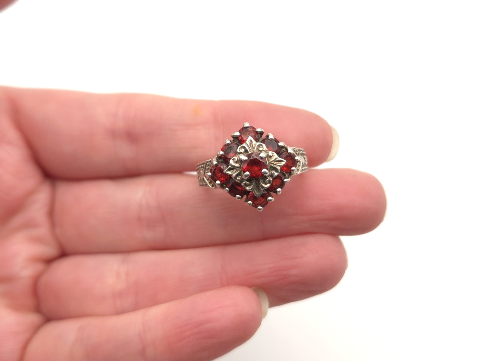 Vintage Sterling Silver Victorian Style Garnet Filigree Ring Signed CNA THAILAND