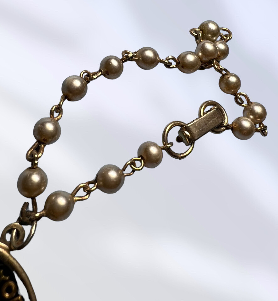 1950s NY CITY EMPIRE STATE BLDG STATUE LIBERTY ROCKER FELLER FAUX PEARL BRACELET