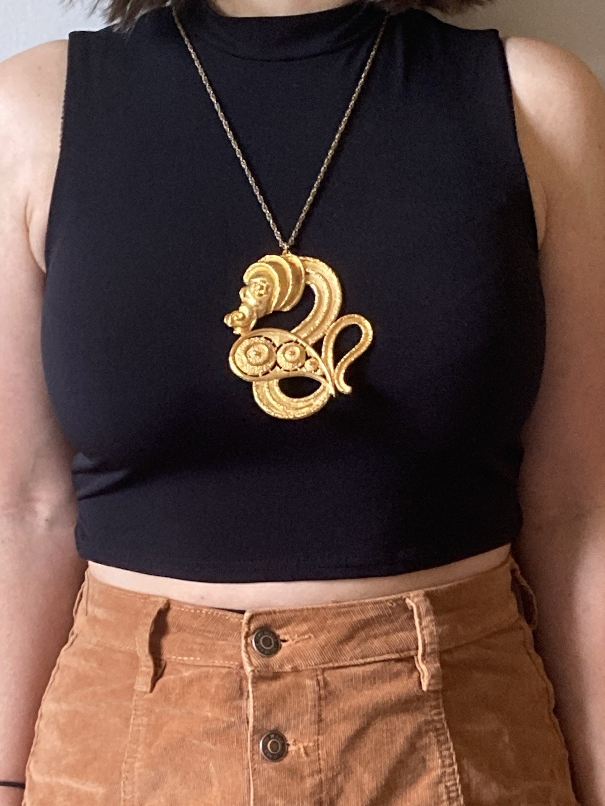 Rare vintage sea serpent/sea horse pendant necklace