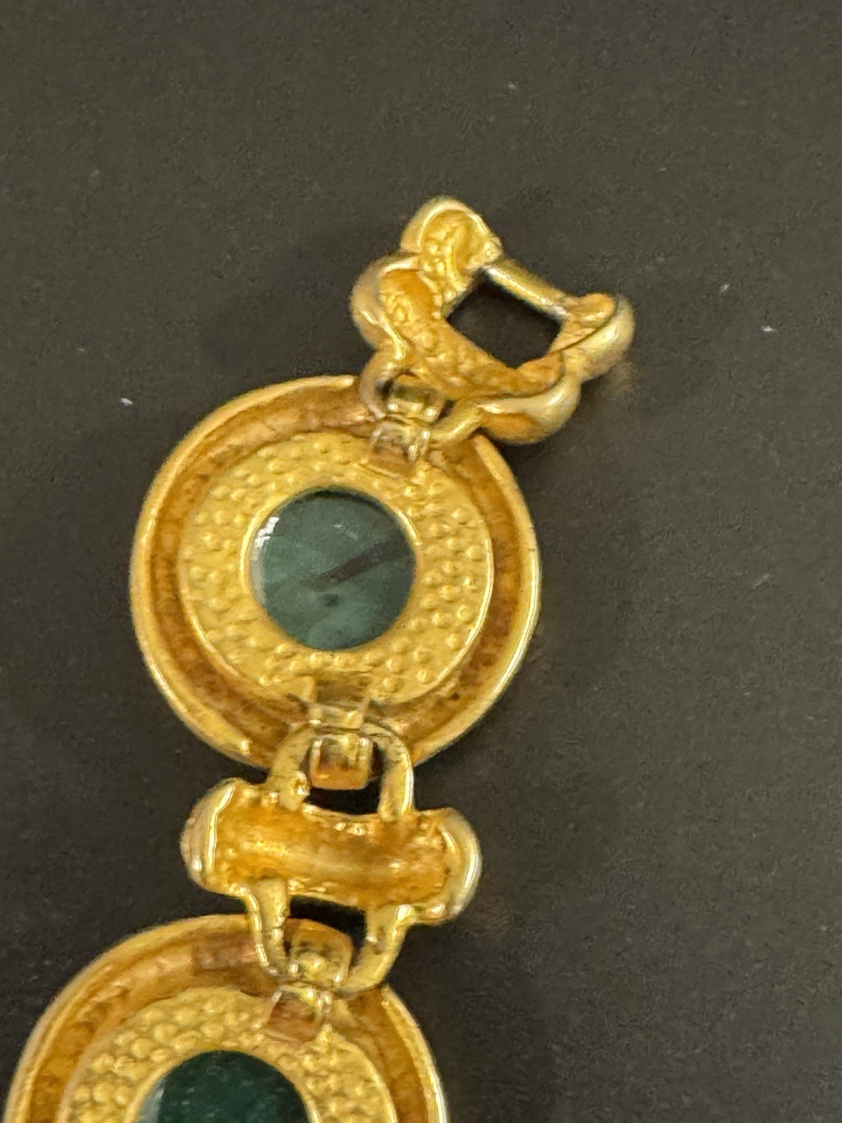 Vintage 16” Green Glass Cabochons Gold Tone Necklace