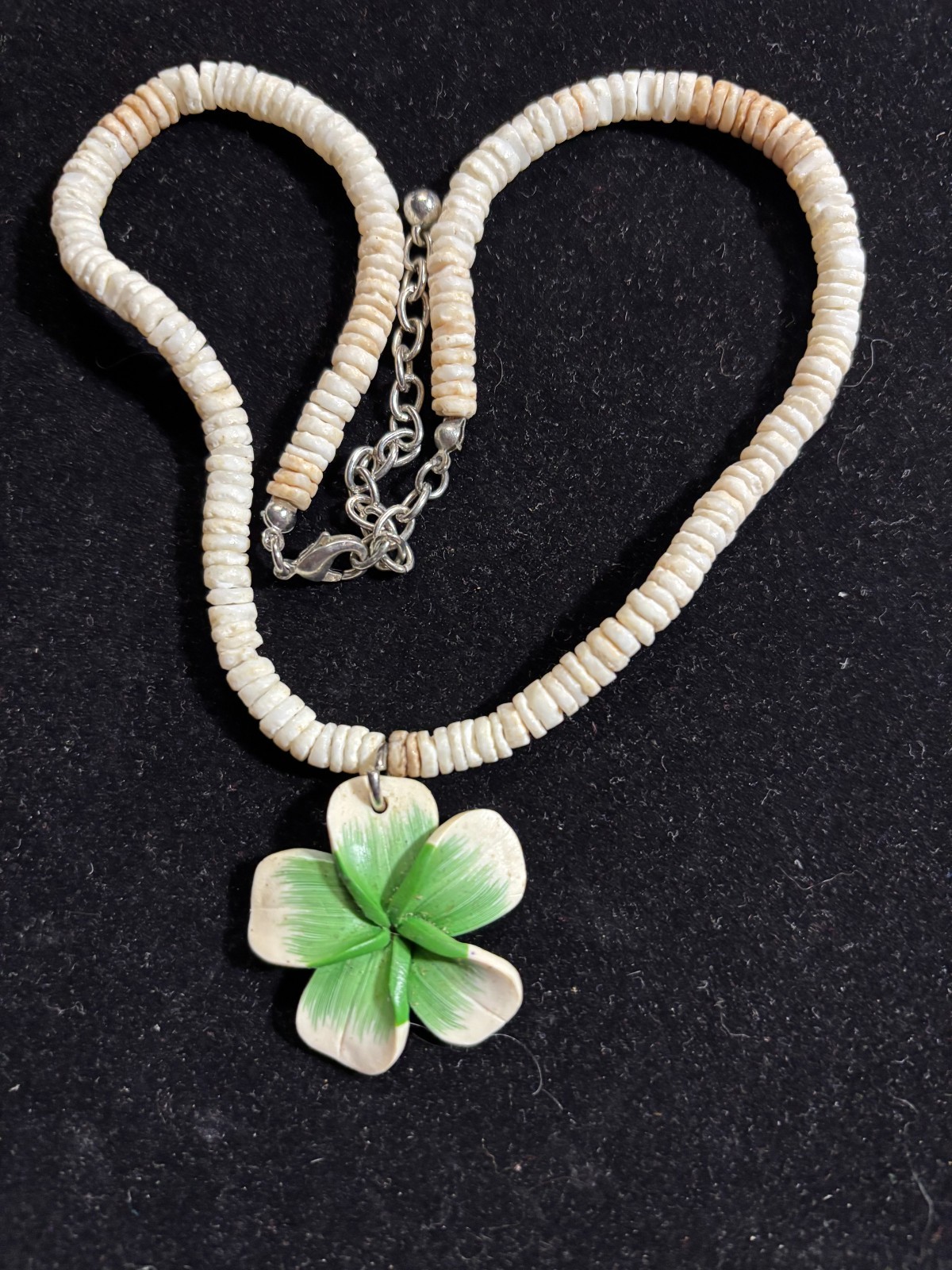 Vintage Green Flower Puka Shell Choker Necklace 15-17 inch Surfer Beach
