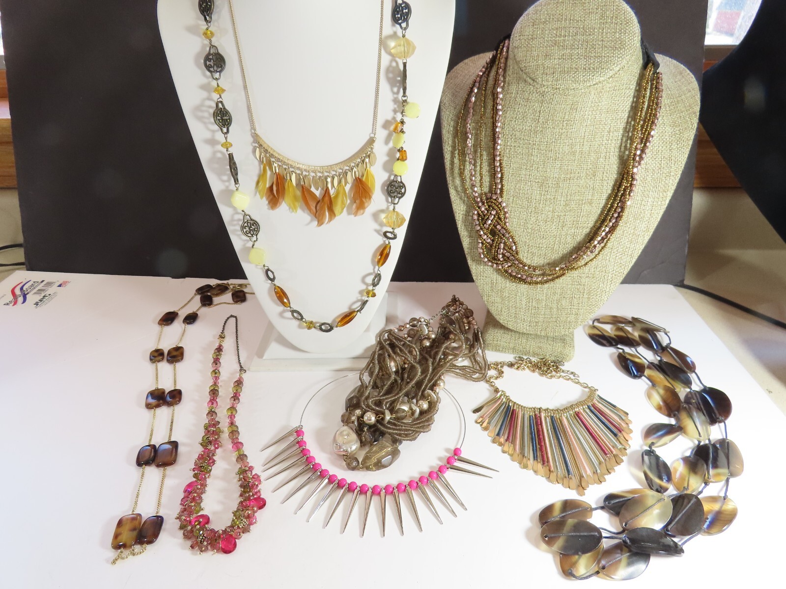 Vintage Necklace Lot Beaded Feather Lucite Coldwater Creek Icing FI + C3112