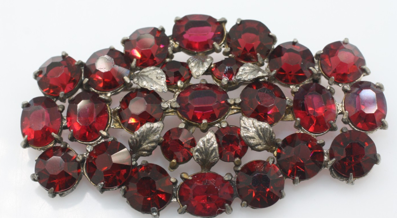 Vintage reddish purple Czech glass 1930’s large silver & gold tone pin brooch