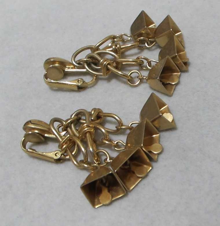 Fun! Four Articulated Dangling Cow Bells Vtg Gold Tone Clip Earrings 1-7/8”