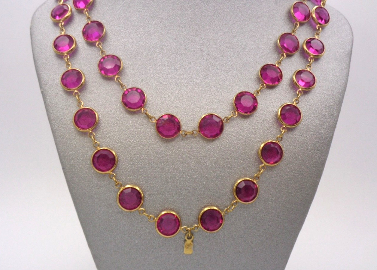 Vintage Signed Swarovski Gold Tone Fuchsia Pink Bezel Set Crystal Link Necklace