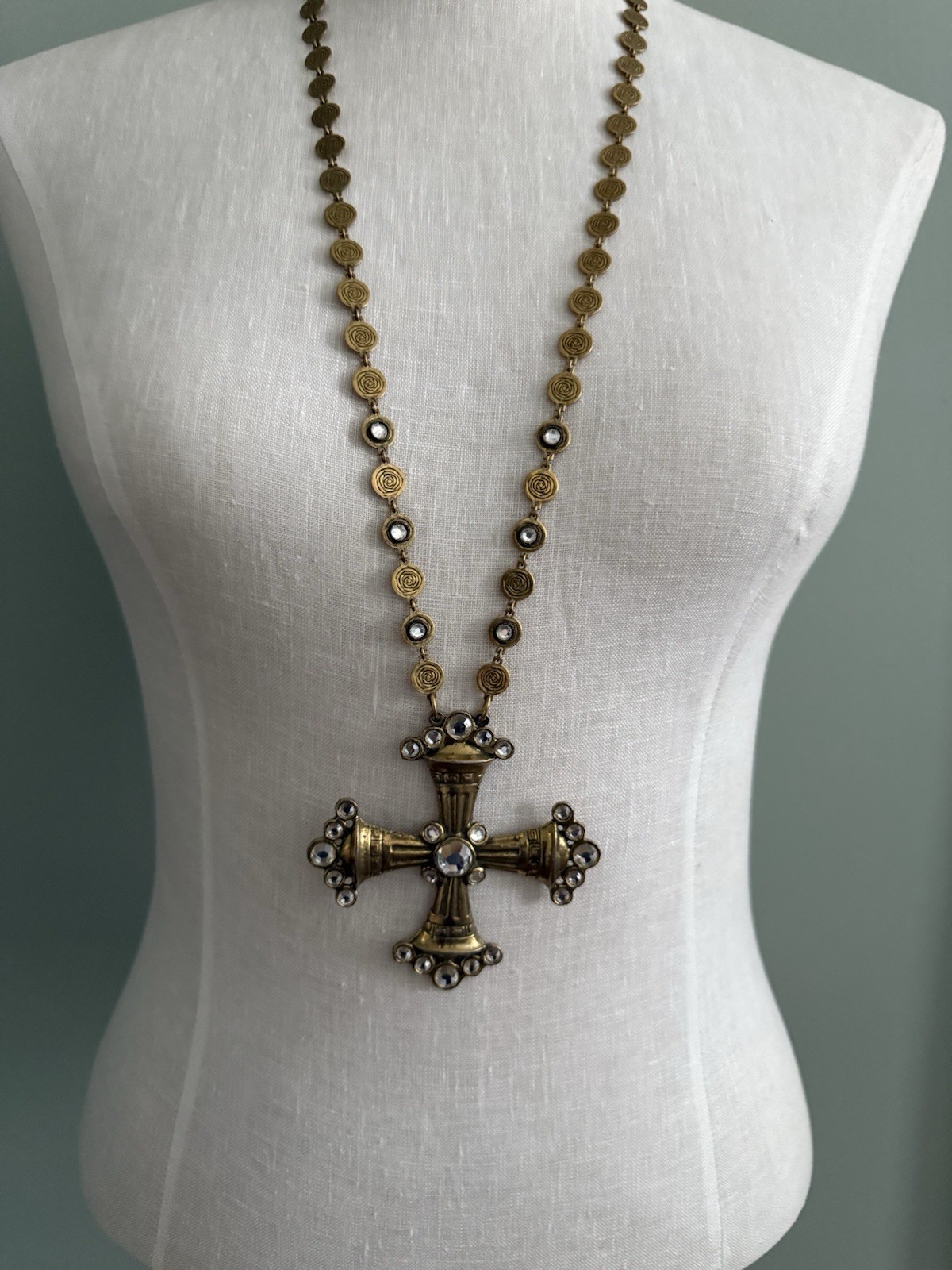 Vintage Jeanne Signed 1960s Maltese Cross Goldtone LARGE Pendant Necklace