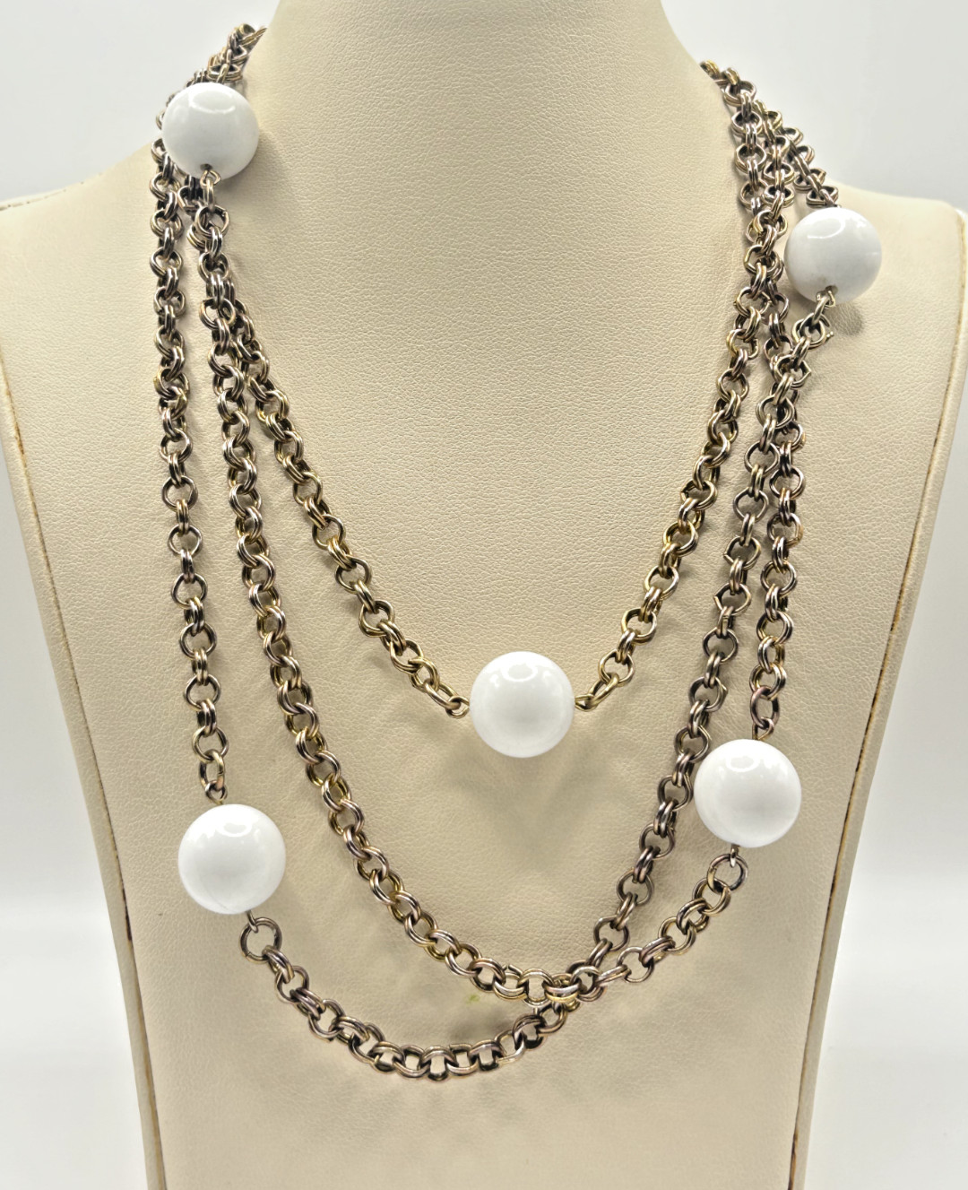 Vintage Silver Tone With White Bead Necklace