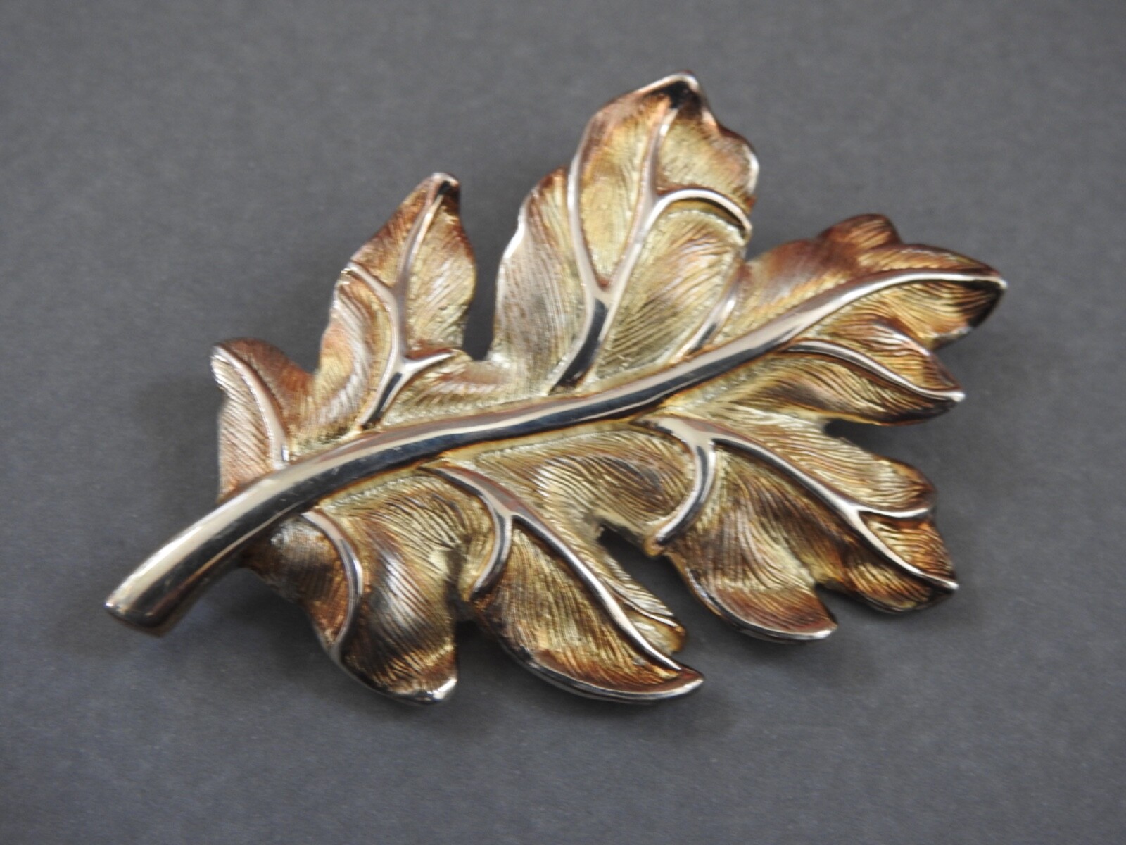 beautiful gold washed STERLING SILVER LEAF PIN heavy brooch