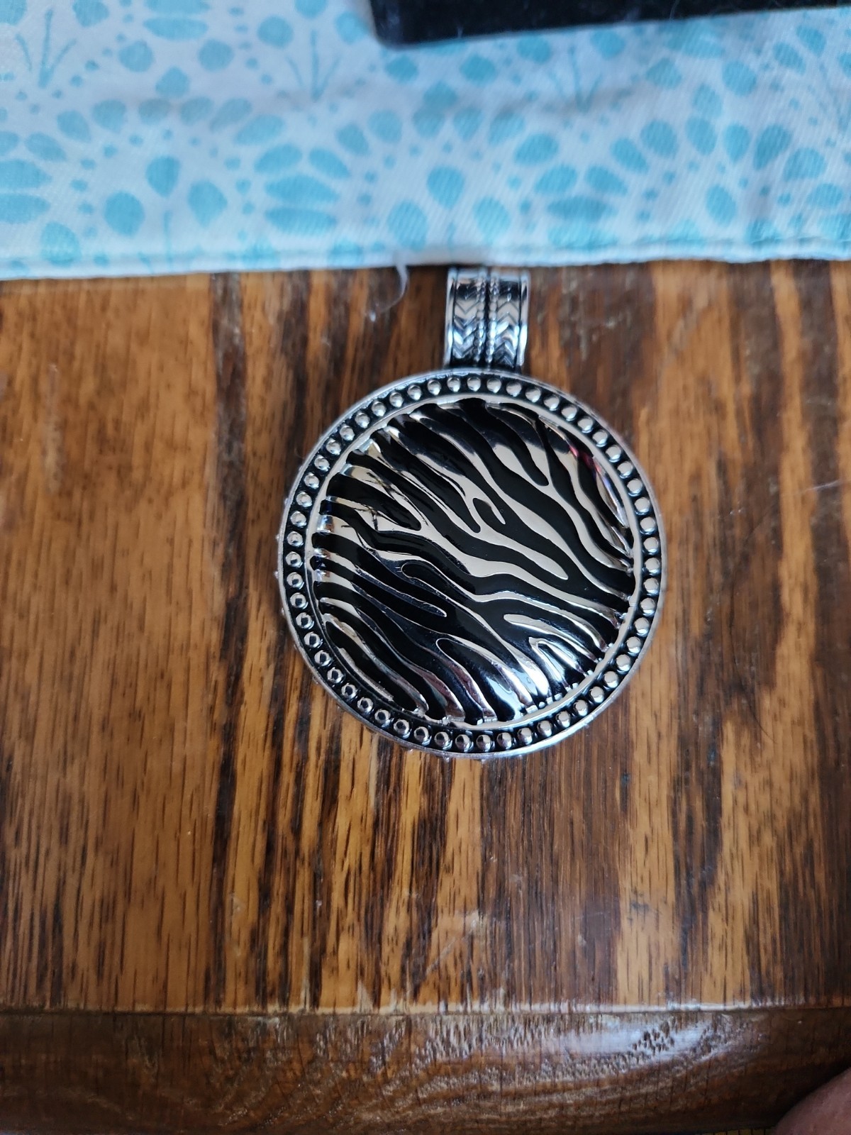 Vintage Premier designs Vintage Silver Tone Zebra Print Pendant With Box