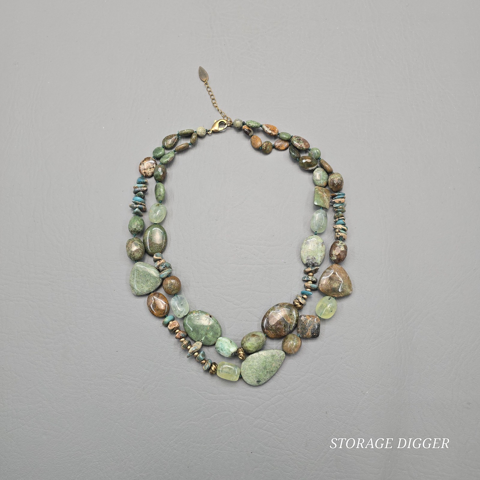 VTG Coldwater Creek Double Strand Beaded Necklace Gold Tone Green Mixed Stone