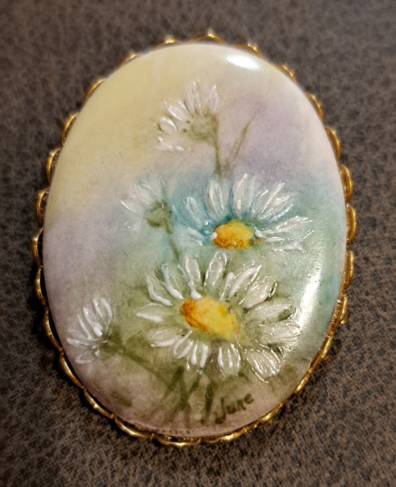 Vintage Gorgeous Porcelain Hand Painted Flower Oval Brooch Floral Pin 2” By 1.5”