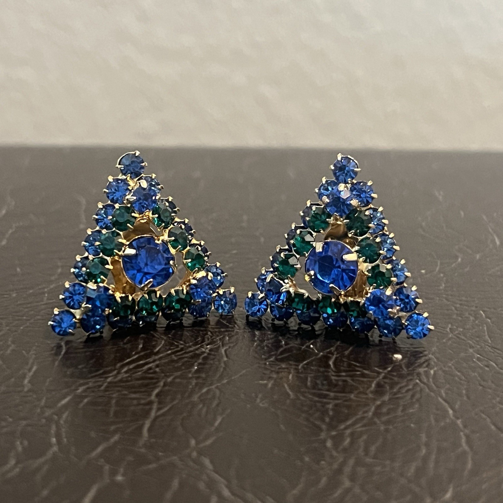 Vivid & Fancy Blue Green Rhinestones Clip On Earrings In Triangles