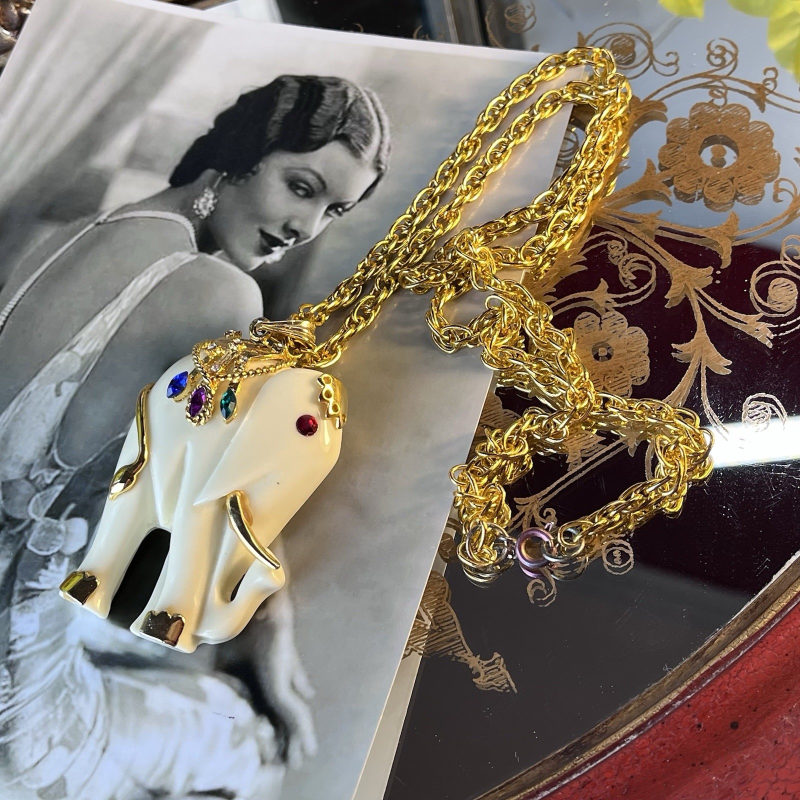 Vtg 2.25” Jeweled Elephant Pendant Necklace – Ivory Acrylic – Gold Tone – 24”