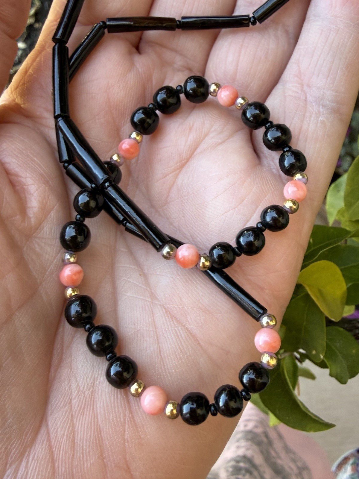 Vintage Angel Skin Coral & Black Coral Gold Tone Bead Accent Necklace Elegant!