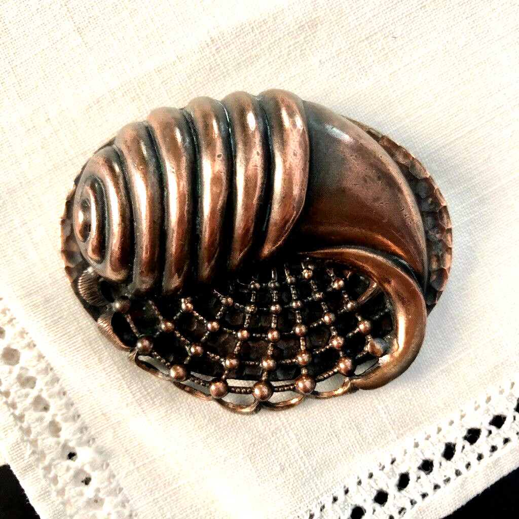 VTG Bronze/Copper Tone SEASHELL BROOCH Oval 2 3/8″ wide Embossed Unique Rare