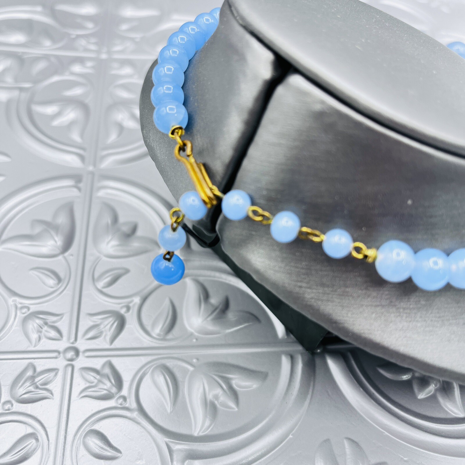 Vintage Periwinkle Blue Czech Glass Beaded Fringe Bib Necklace 16″