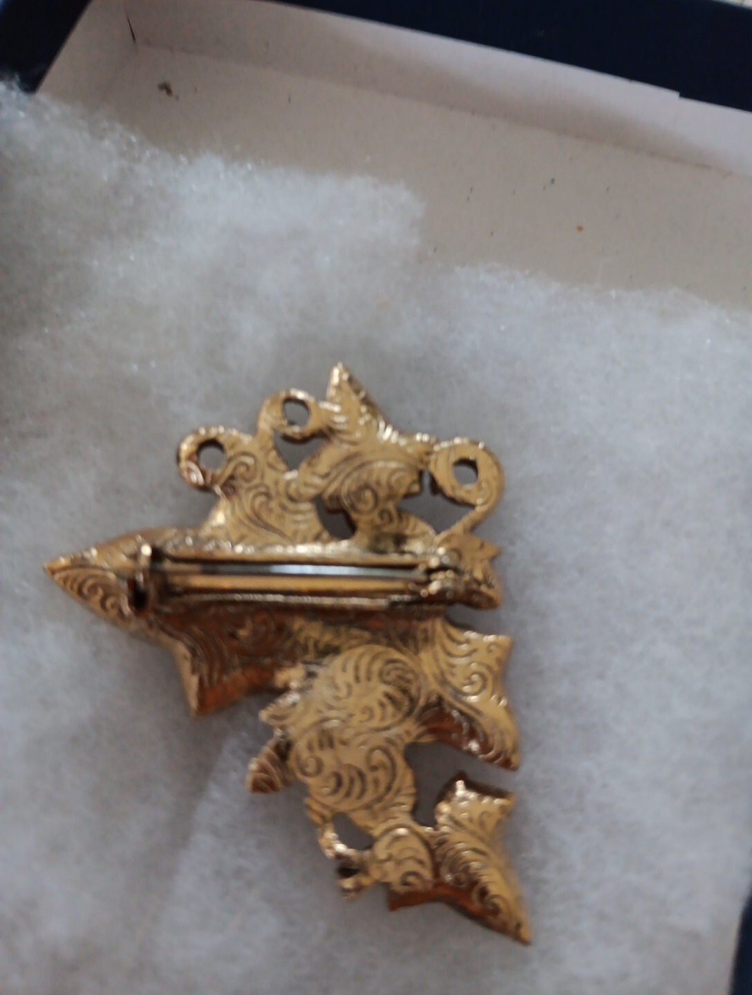 Vintage Faux Pearl Grapes Brooch Gold Tone Large Leaf Cluster Vine