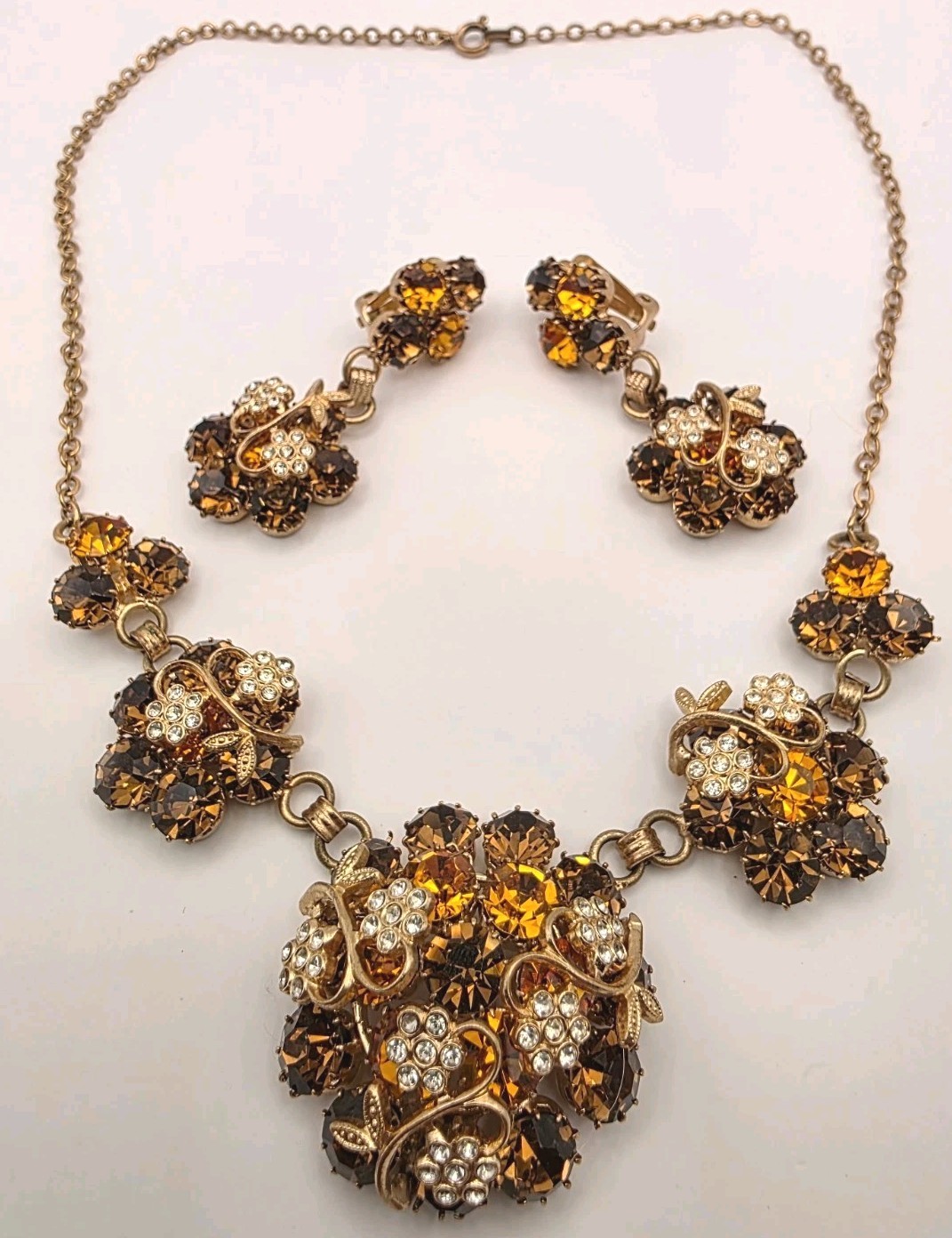 Vintage Unsigned Austria Shades Of Topaz & Crystal W/Floral Overlay Dangle Set