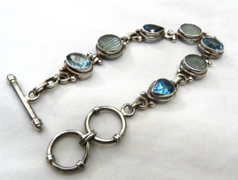 LARGE OVAL FACETED BLUE TOPAZ MELON CARVED QUARTZ STERLING SILVER BRACELET