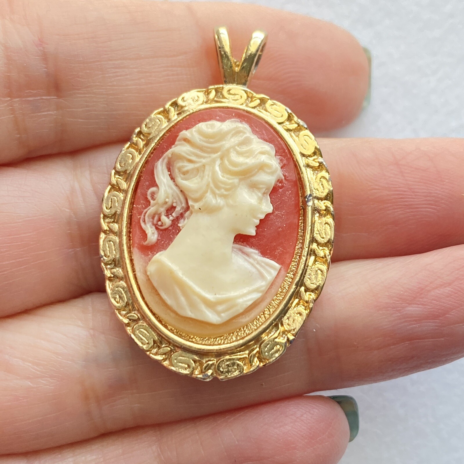Vintage Romantic Cameo Woman Portrait Gold Tone Faux Orange & Cream Pendant