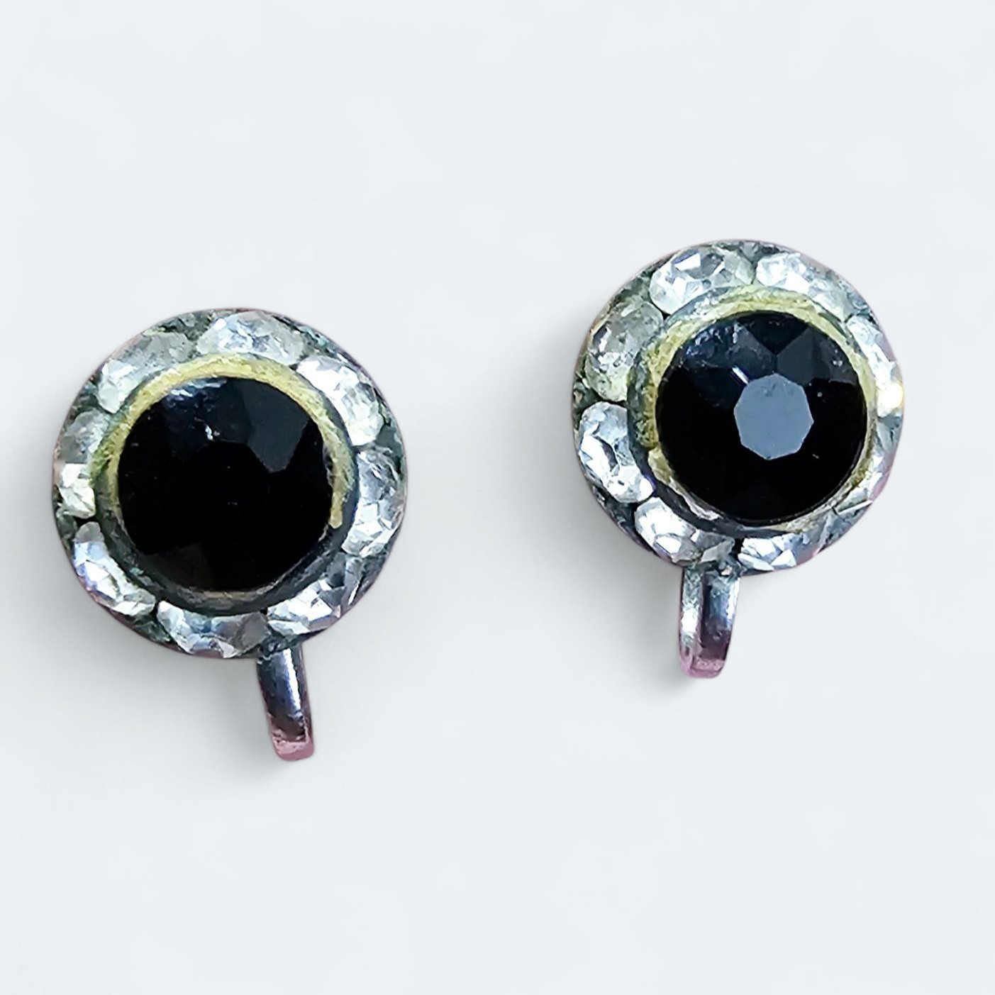Vintage Clear Rhinestone Black Faceted Stone Screw Back Stud EARRINGS Silvertone