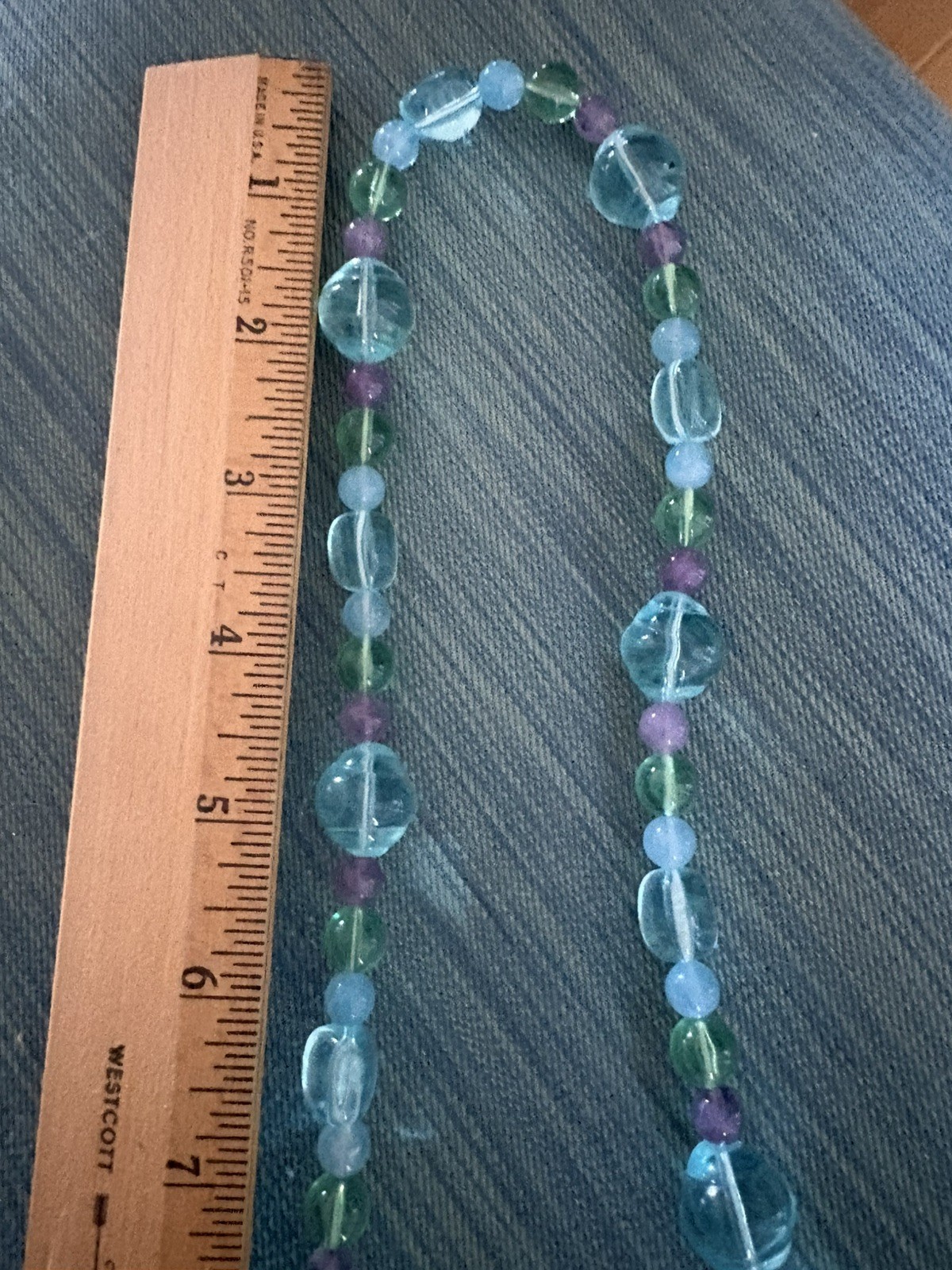 AQUA BLUE GREEN & PURPLE LUCITE/Non Glass Material Beaded Necklace