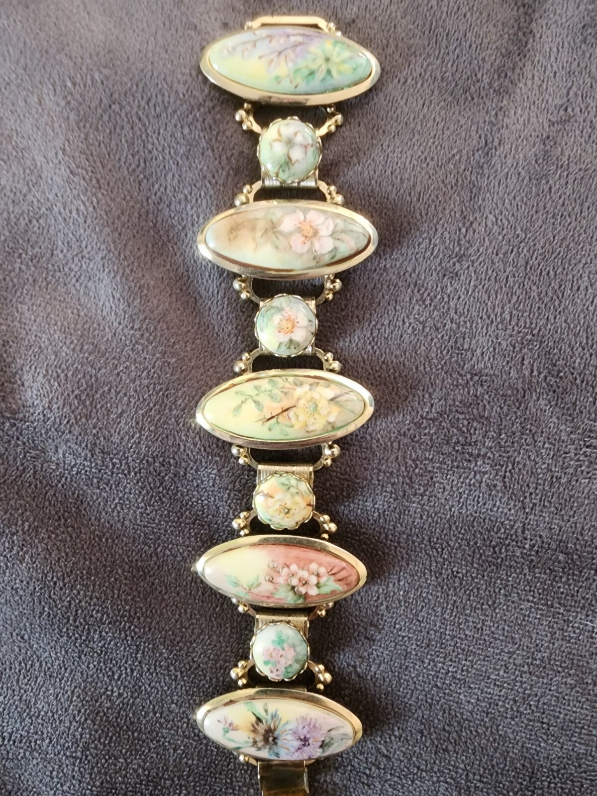 Vintage Hand Painted Necklace and Bracelet
