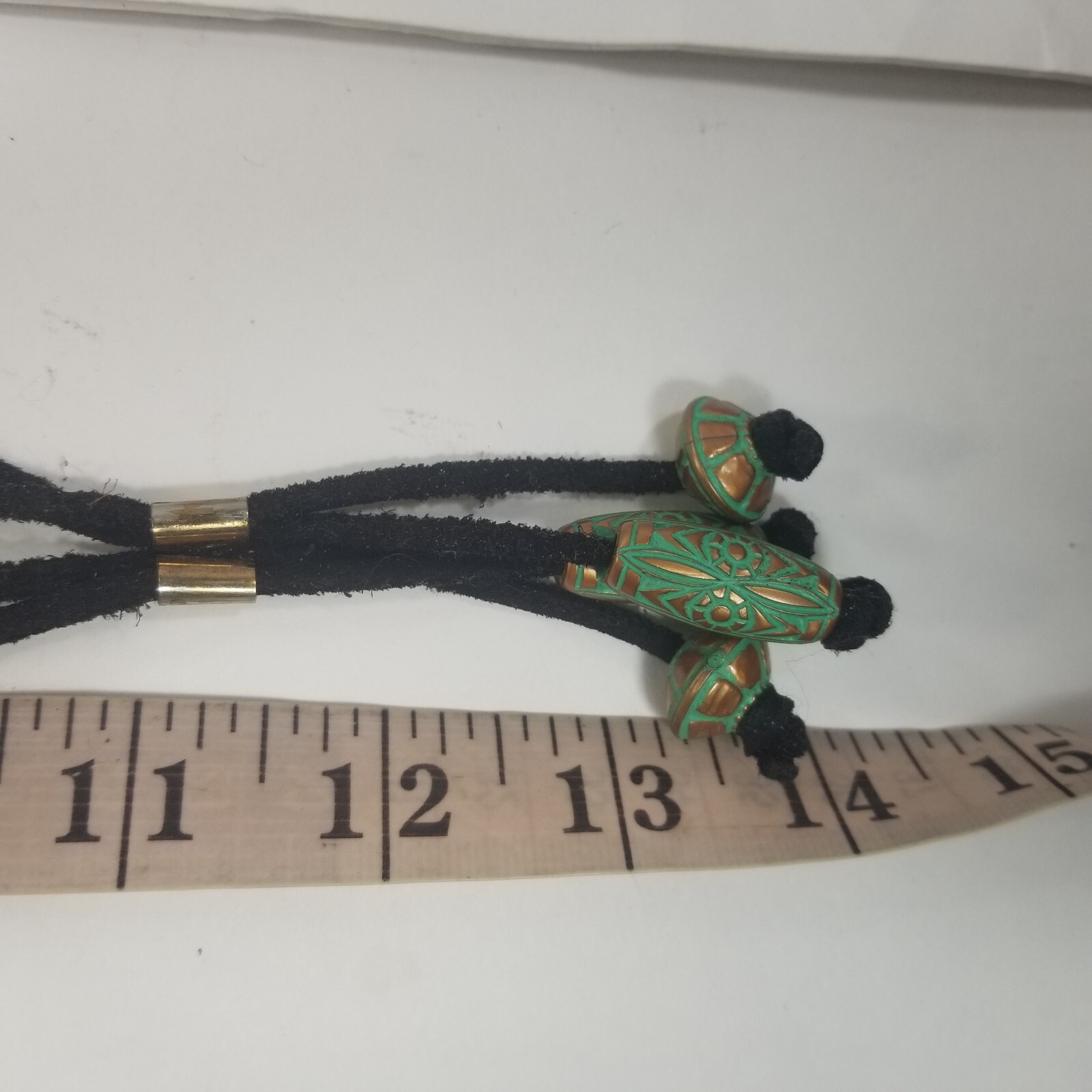 VTG Native American Conch Bolo Tie Leather Cord Dangle Necklace