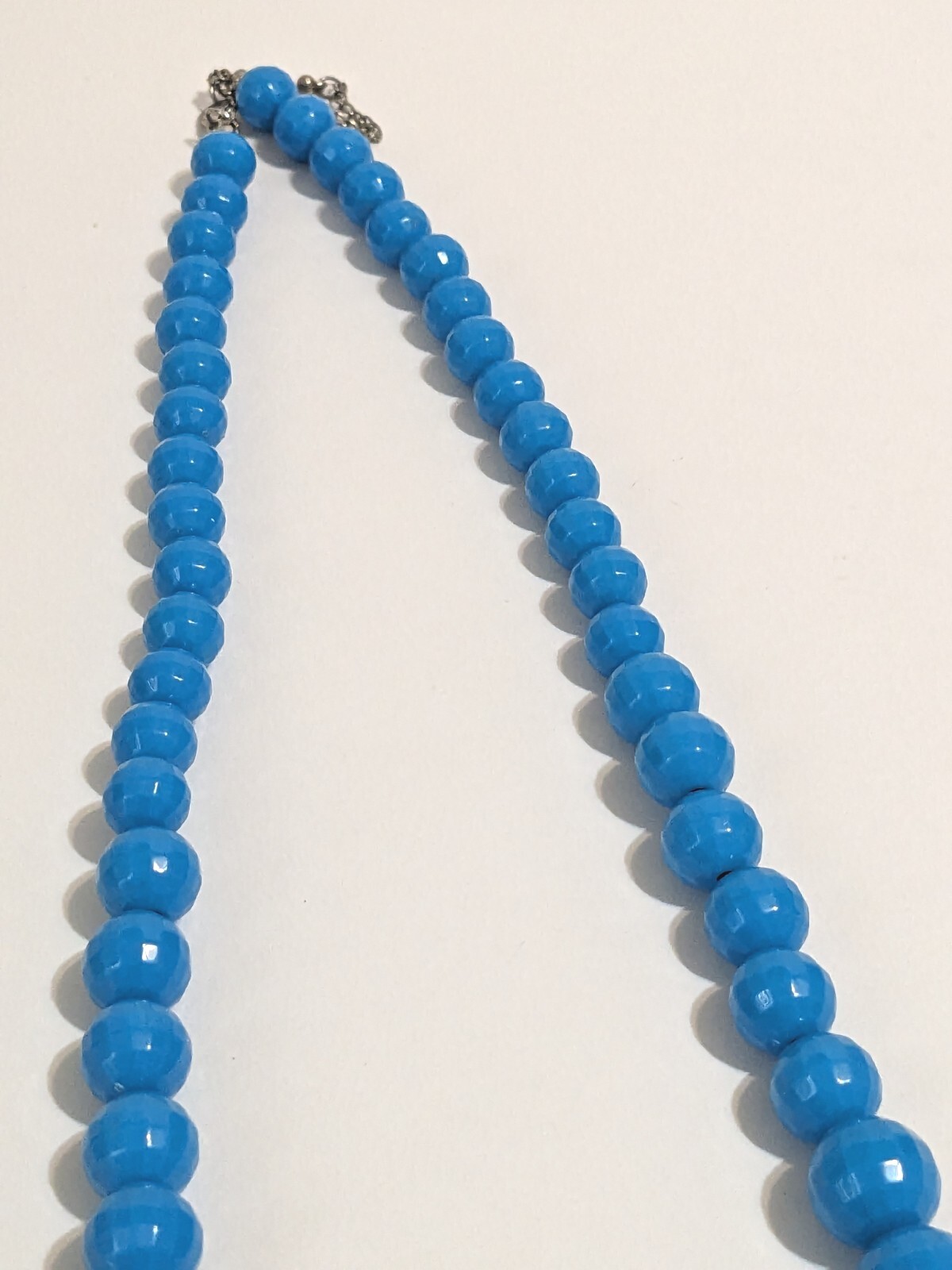 Blue Graduating Bead Faceted Acrylic Necklace. Retro Style. MCM Inspired. 28 In.