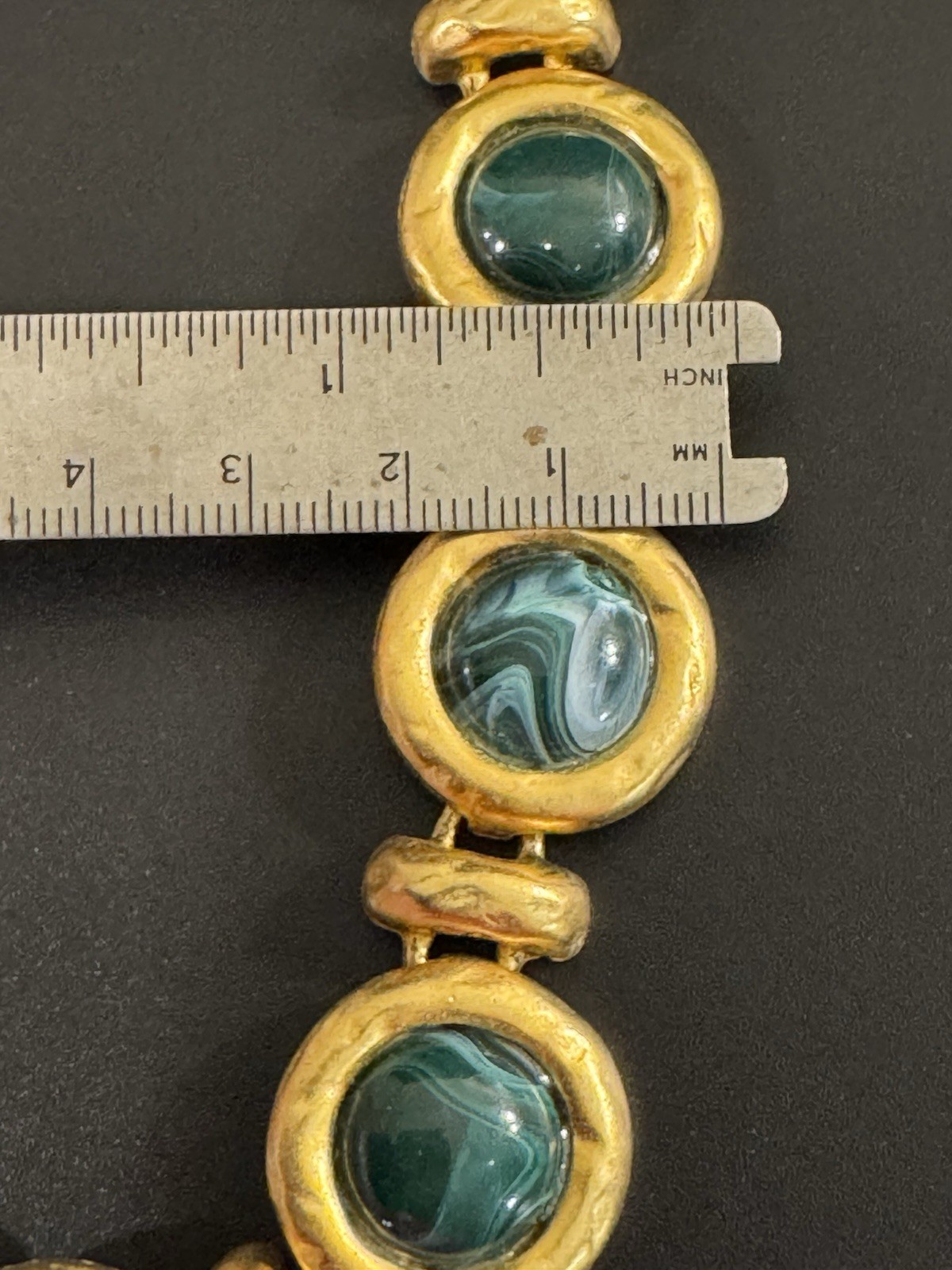 Vintage 16” Green Glass Cabochons Gold Tone Necklace
