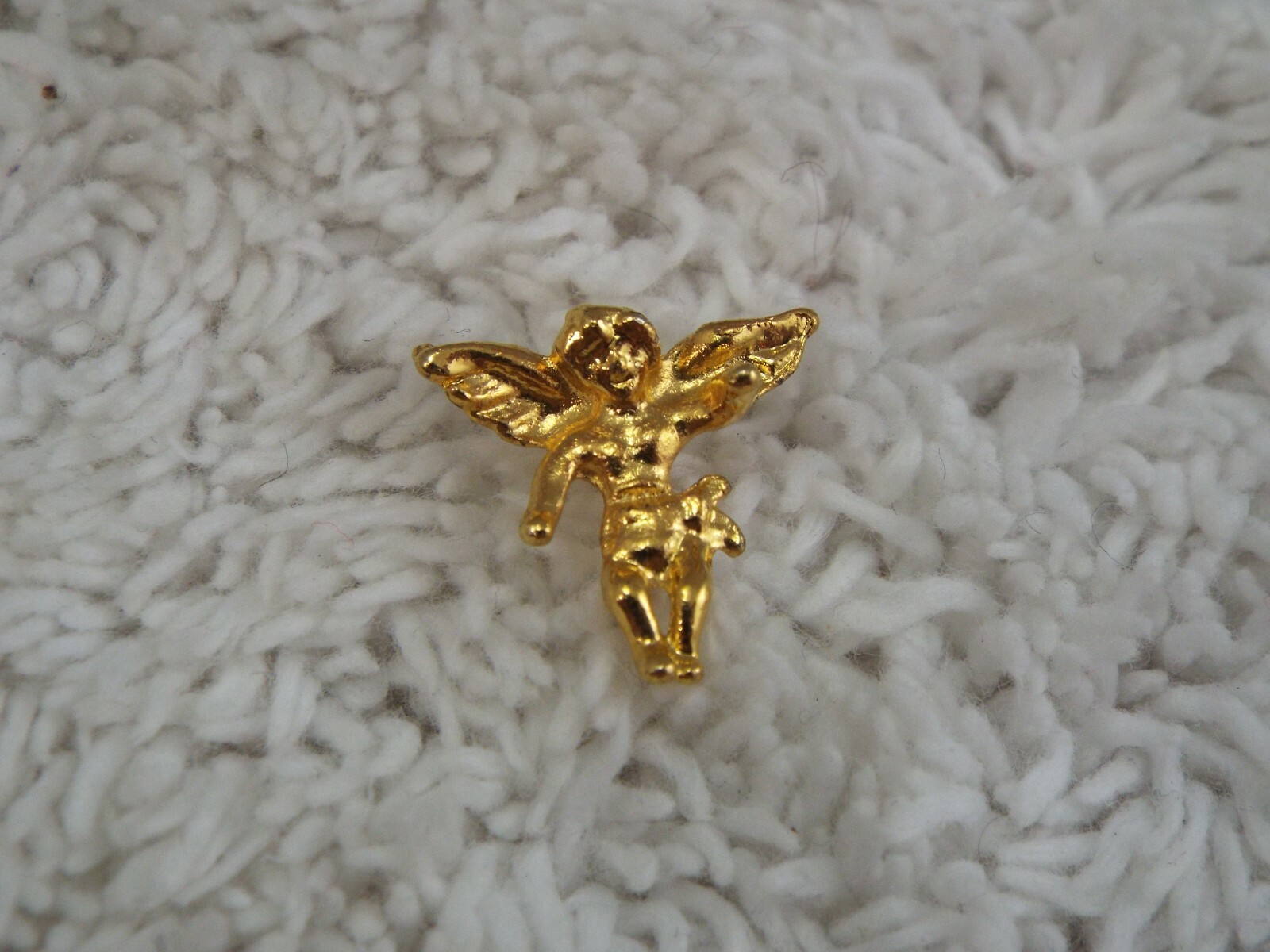 Goldtone Angel Pin (A53)