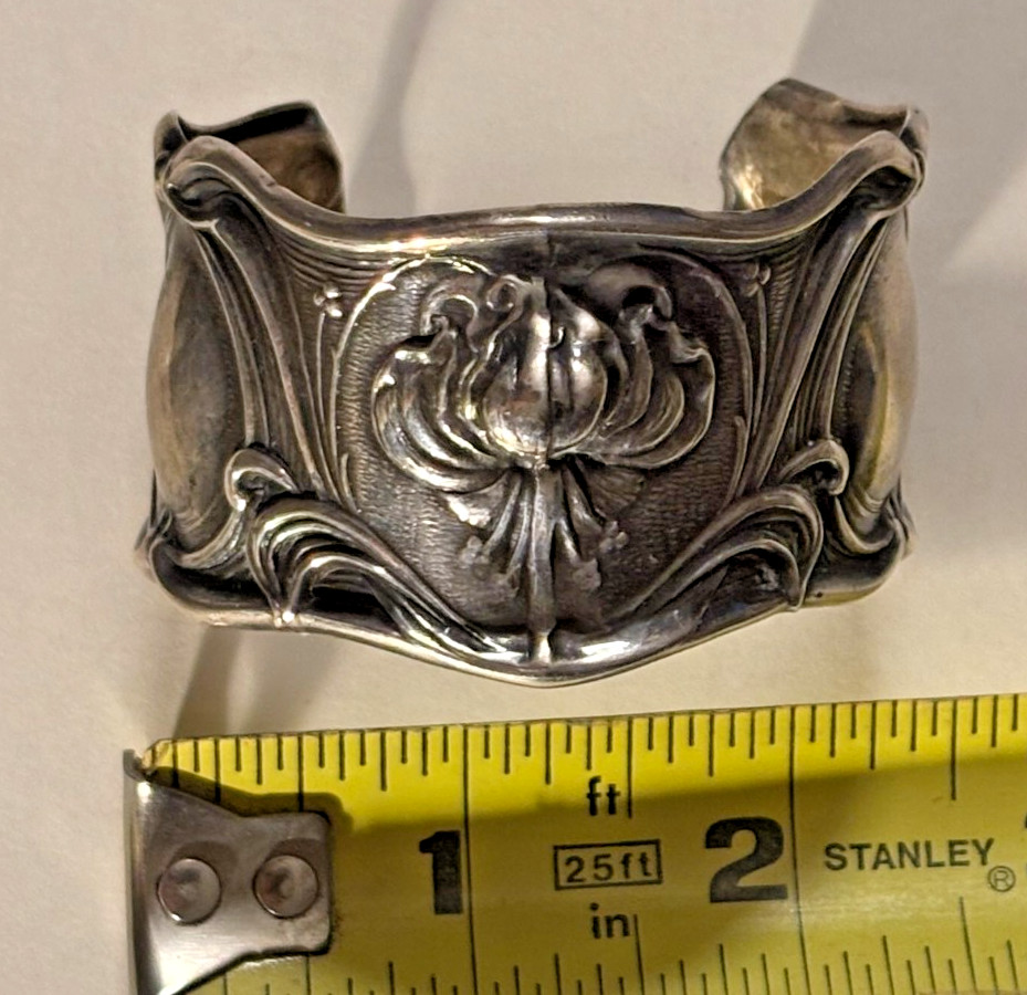 ANTIQUE FRANK WHITING, ART NOUVEAU AMELIA STERLING CUFF BRACELET EX NAPKIN RING