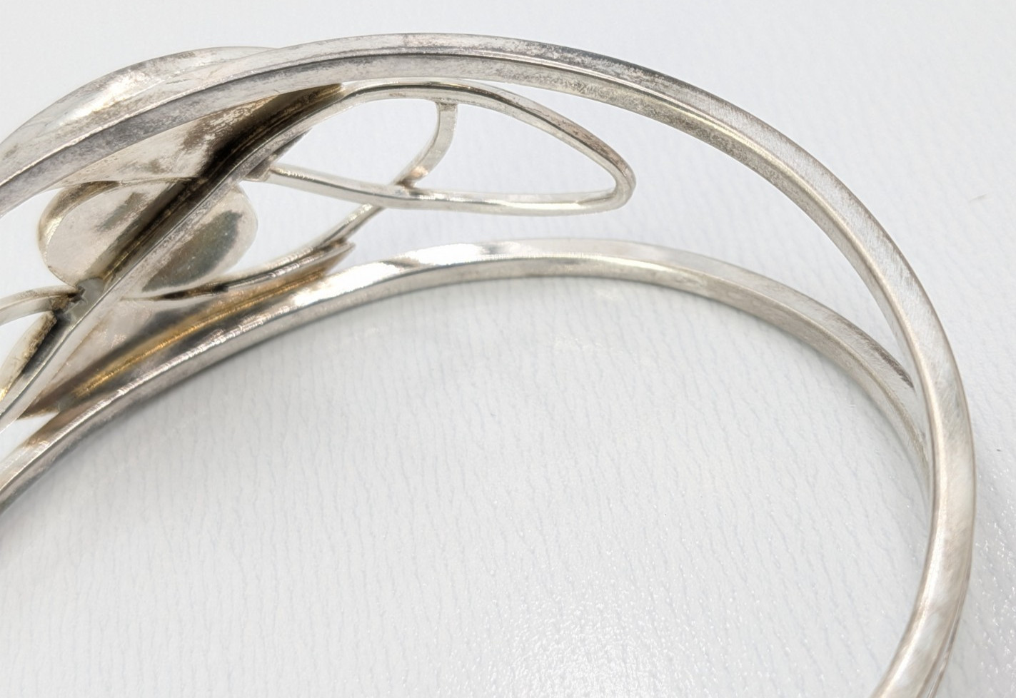 Vintage Abalone Shell Cuff Bracelet Silver Tone Openwork Swirl Small 6.5in Fit