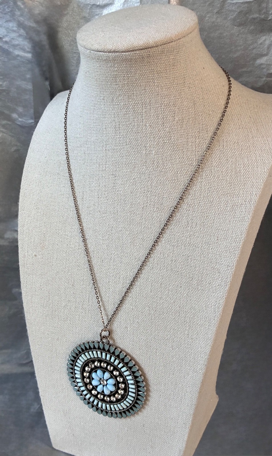 Vintage Zuni Inspired Necklace w/ Round Floral Pendant Blue Teal Rhinestones 17″